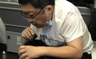 對(duì)話用嘴吸尿救人醫(yī)生：緊急情況下實(shí)屬無奈之舉，但無怨無悔