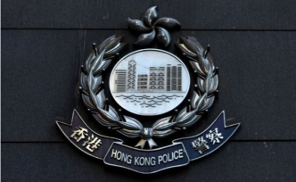 香港警方在投票站附近檢獲74支疑似汽油彈