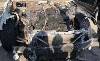 新車(chē)起火4S店鑒定稱系打火機(jī)引發(fā)：車(chē)主不認(rèn)可，消防介入