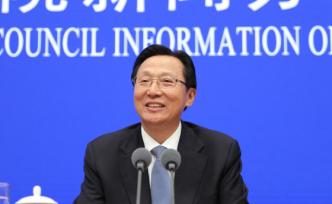 韓長賦：保持土地承包關(guān)系長期穩(wěn)定，給農(nóng)民吃下“定心丸”