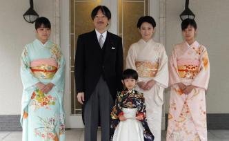 外媒：安倍晉三親密盟友大膽建議，“日本天皇可以是女性”