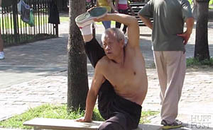 赫芬頓郵報(bào)：被天壇公園的大爺們驚呆了