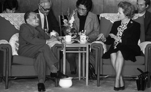 香港特區(qū)政府駁彭定康言論：《中英聯(lián)合聲明》完全沒提普選