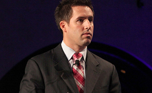 沃尔玛全球发言人因学历造假辞职，谎称公立常春藤毕业