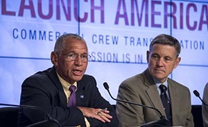 坐出租車(chē)沖向宇宙？波音、SpaceX獲NASA商業(yè)載人航天合同