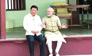 中印領(lǐng)導(dǎo)人一見如故：甘地故居共搖紡車，帳篷深談治國理政