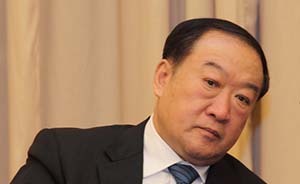 全國政協(xié)原副主席蘇榮被罷免全國人大代表職務