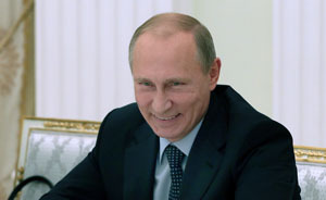 普京生日去原始森林“靜心”，看看他這15年生日都怎么過的