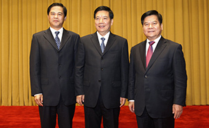 秦光榮卸任云南省委書記：全省干部大會發(fā)言五提“16年來”