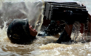 人民日報：干不好事動輒埋怨制度是才具平庸者所為