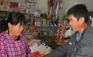 女儿患病去世前叮嘱退还30多万善款，父亲四处奔走已还一半