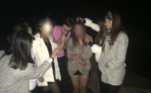 网曝四川女子冬夜遭多人扒衣殴打并拍摄，打人者：手都打肿了