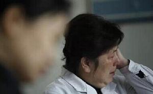 醫(yī)生手術(shù)臺自拍事件逆轉(zhuǎn)：病人稱同意拍照，不解為何批評醫(yī)生