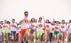 黨報(bào)批當(dāng)下審美標(biāo)準(zhǔn)低：電視臺(tái)靠人人都笑的節(jié)目挑大梁，寒磣