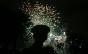 黨報(bào)揭部分明星掘金路神秘，“與官場錢色傳聞不清加劇猜度”