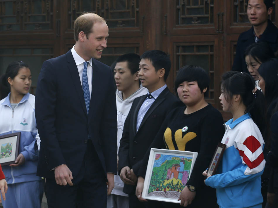 2015-03-02T034601Z_2104366489_GM1EB320WLP01_RTRMADP_3_CHINA-BRITAIN-PRINCEWILLIAM