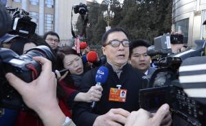 党报：不宜过度干扰代表委员发言，不靠谱的却或是先见之明