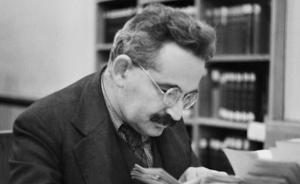 “親愛的聽眾朋友們，我是瓦爾特·本雅明”