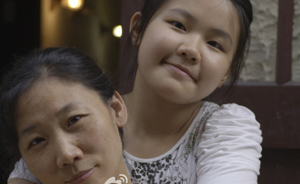 “舌尖2”导演邓洁回应“黑幕”非议：我们根本没开公司