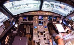 坠机引发多国航企要求驾驶舱时刻有两人，该规定国内实施已久