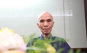 “孤獨(dú)國王”周夢蝶：高僧修道不成，來世就成了詩人