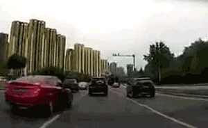 答澎友| 成都女司機被暴打前，他們到底發(fā)生了什么？