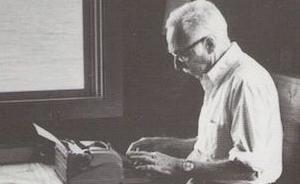 吳曉波：時(shí)代不完美到不值得留戀，但它不容年輕人脫身旁觀