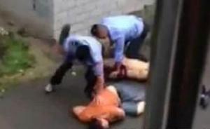 湖南兩駕警車者暴打市民，帶領執(zhí)法的值班民警去哪兒了？