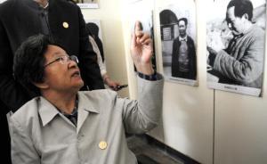 毛泽东女儿李讷再回延安，观看《延安保育院》流泪哽咽