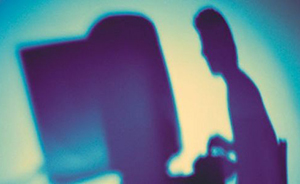 謠傳寧波奉化市一住宅樓“快倒了”，5名住戶被警方訓(xùn)誡