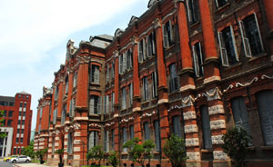 探访徐家汇：马相伯与李鸿章与徐光启与苏步青及复旦