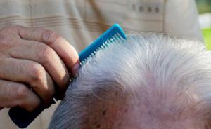 南京一孤寡老人去世，法院判朋友继承遗产：精神慰藉也算扶养