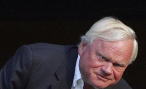 油价跌得连靠油轮发家的挪威首富也急了：当心市场动荡蔓延