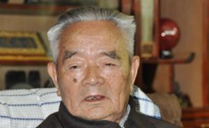 成都軍區(qū)原政委萬海峰獲頒抗戰(zhàn)紀(jì)念章，曾生俘日軍少尉
