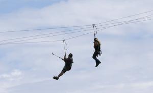 11張圖告訴你自拍桿是如何占領(lǐng)這個(gè)星球的