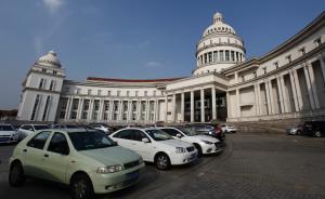 無錫“小白宮”被曝淪為公共停車場，官方：方便市民轉(zhuǎn)乘地鐵