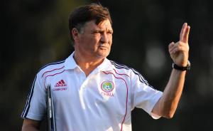 卡馬喬上門討債：中國足協(xié)拖欠違約金，等國際足聯(lián)還我公道