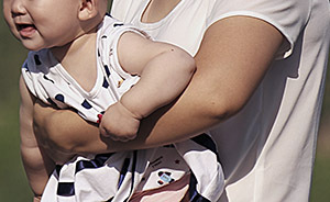 上海一場(chǎng)誤會(huì)又成搶孩子謠言，網(wǎng)友問孩子們何時(shí)能自由奔跑