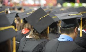 美國大學(xué)為何重視人文教育：為人的一生塑造完整人格