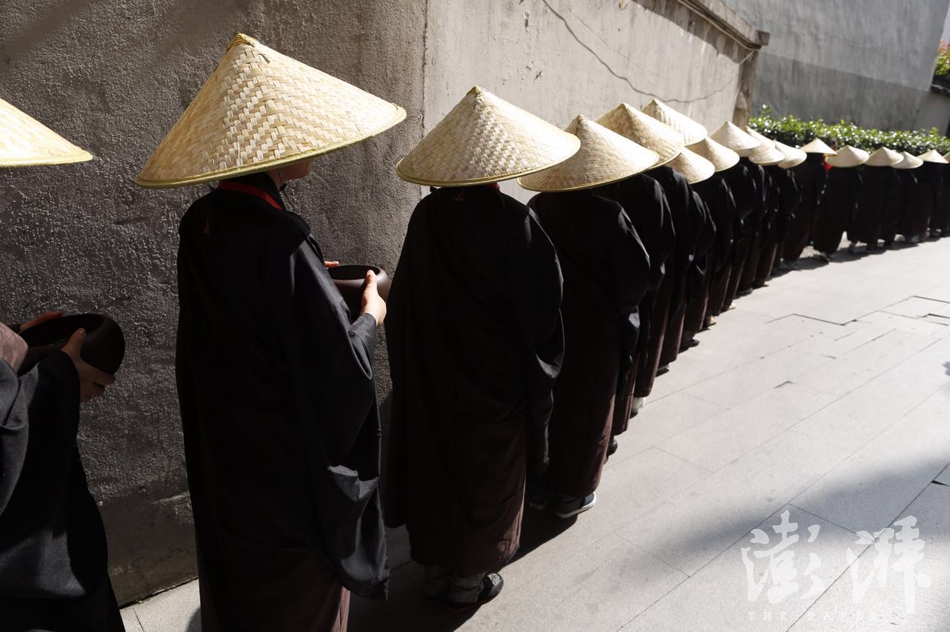 6-303074226476673736