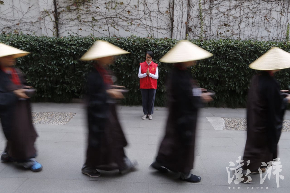 9-554777160250236016