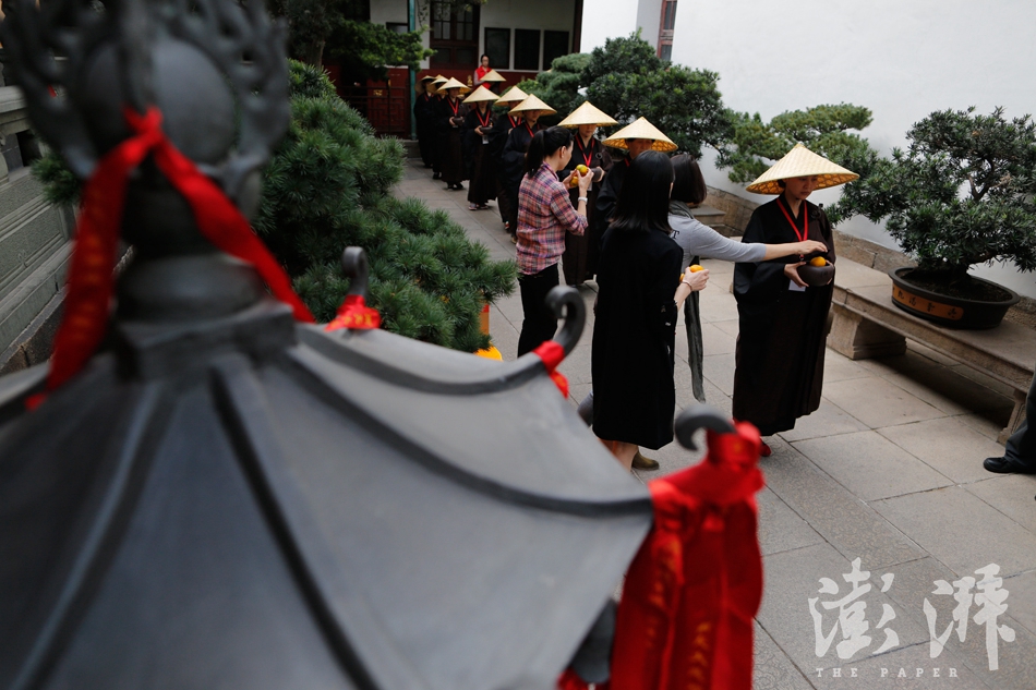 11-634757352455835444