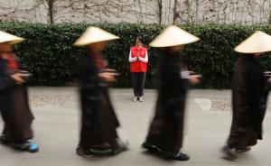 108人玉佛寺體驗(yàn)僧人生活7日，過(guò)半現(xiàn)場(chǎng)皈依成俗家弟子 