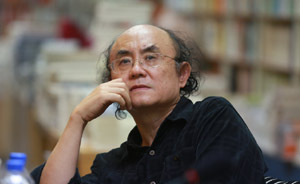 雷颐: 偶然的辛亥革命摧毁了一个帝国，说明清朝大厦腐朽极了