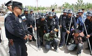 新疆兵團(tuán)第三師打掉多個暴恐團(tuán)伙，他們準(zhǔn)備隨時發(fā)動“圣戰(zhàn)”