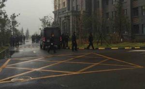 山東濟(jì)南一男子因家庭矛盾殺害3人后自殺，警方稱現(xiàn)場(chǎng)有槍