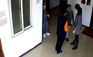 青岛一母亲唆使儿子暴打同学致轻微伤，警方：行拘15天