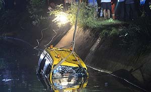 湖南致11人死校車事故幼兒賠償金每人56萬，保險(xiǎn)理賠160萬