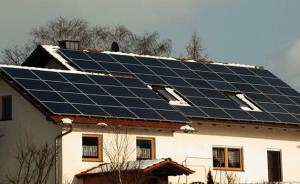 “單晶多晶之爭(zhēng)”升溫，分布式光伏市場(chǎng)將利好單晶硅發(fā)展