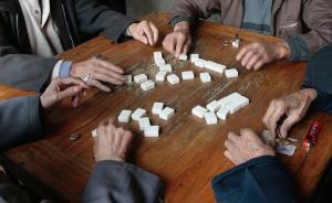 安徽農(nóng)村賭博成年輕人攀比最直接方式，一年工錢不夠打幾場牌